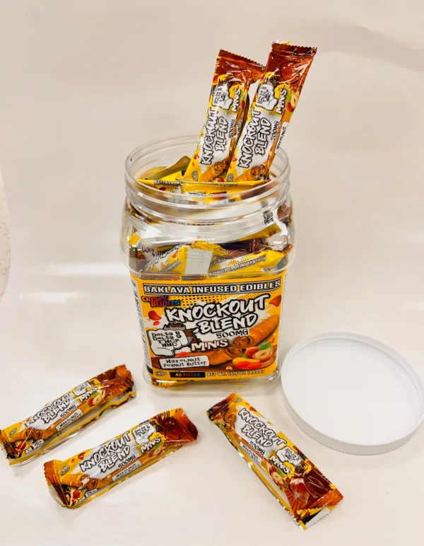Crispy Blunts Edibles Mini 30mg Delta-8 + Delta-9 + THCp + HHC Bueno 40ct